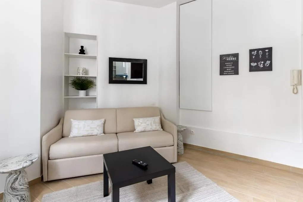 Montbrun Alesia II Cosy Studio 2P Paris France